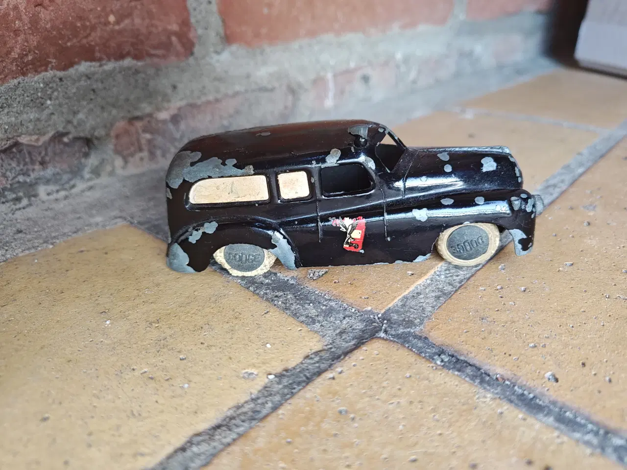 Billede 1 - Tekno Ambulance H Lange Dodge