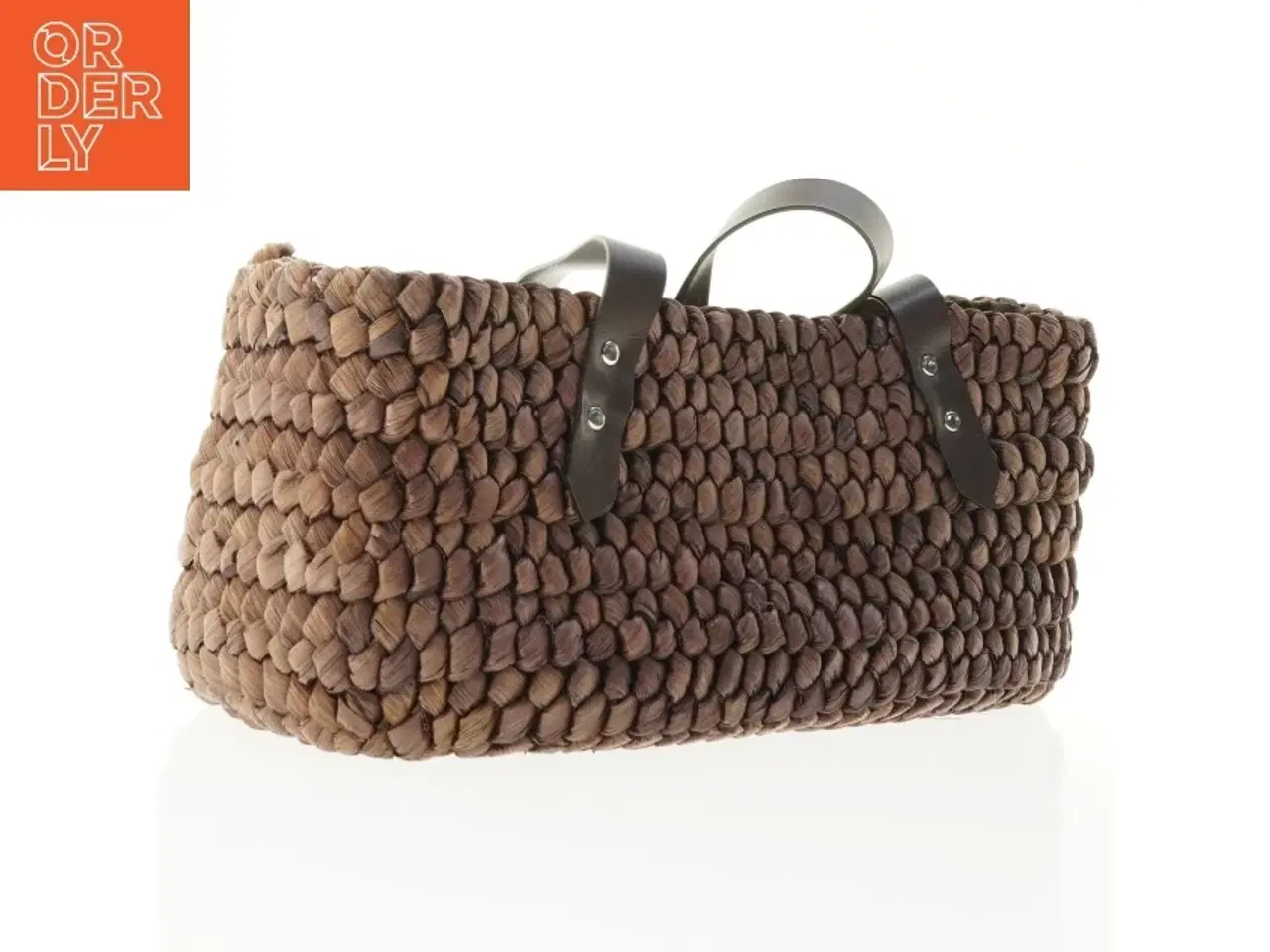 Billede 1 - Flettet taske i brun (str. 39 x 16 x 17 cm)
