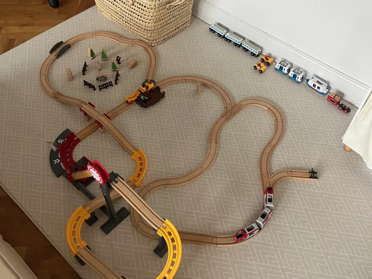 Billede 3 - Brio tog med en masse tilbehør