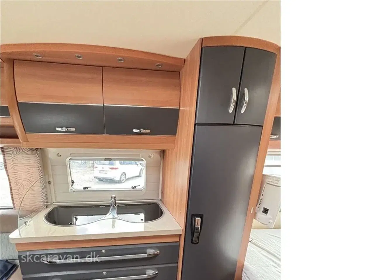 Billede 10 - 2013 - Hobby De Luxe 460 UFe Pæn og velholdt campingvogn