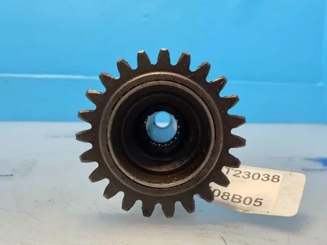Billede 17 - John Deere 1065 Aksel Z10713
