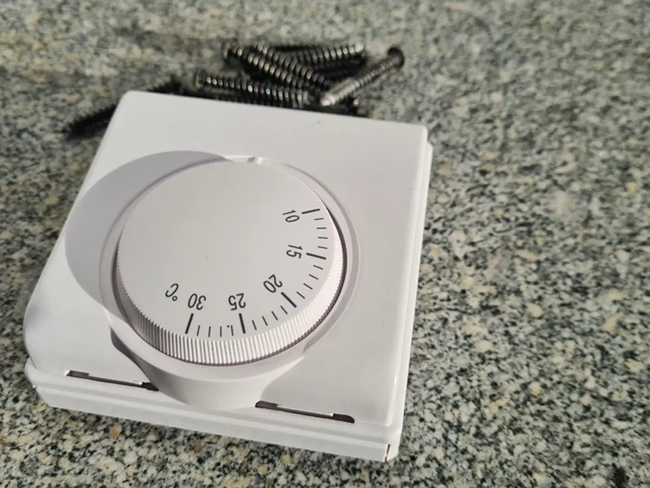 Billede 3 - Solfanger med solceller.