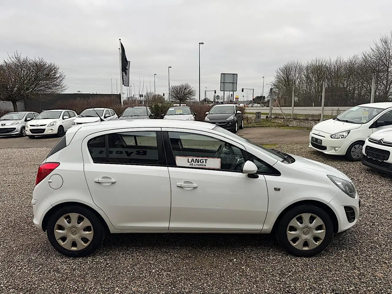 Billede 2 - Opel Corsa 1.2 2014 Nysyn Økonomisk og Meget pæn