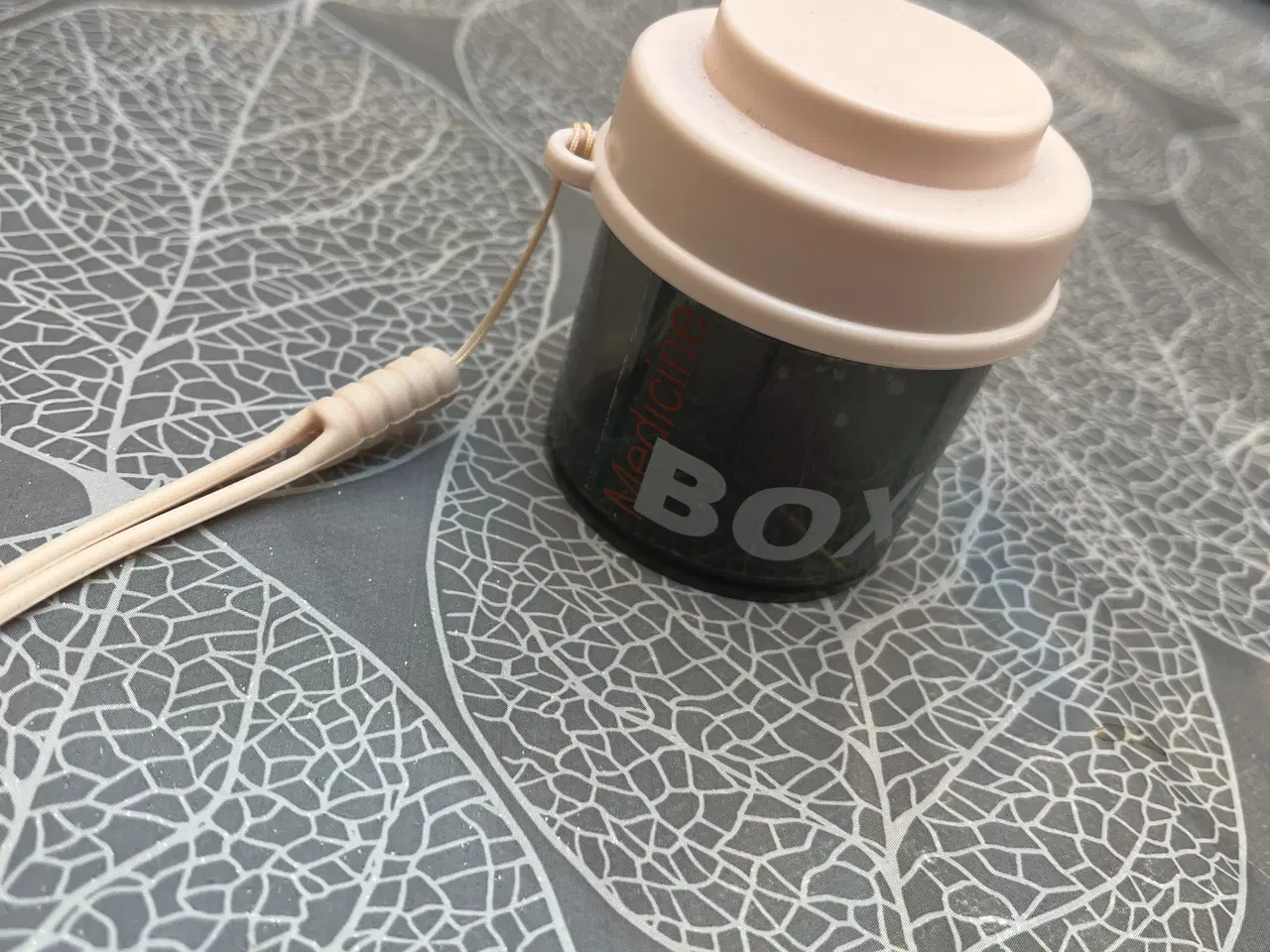 Billede 1 - Medicinæske