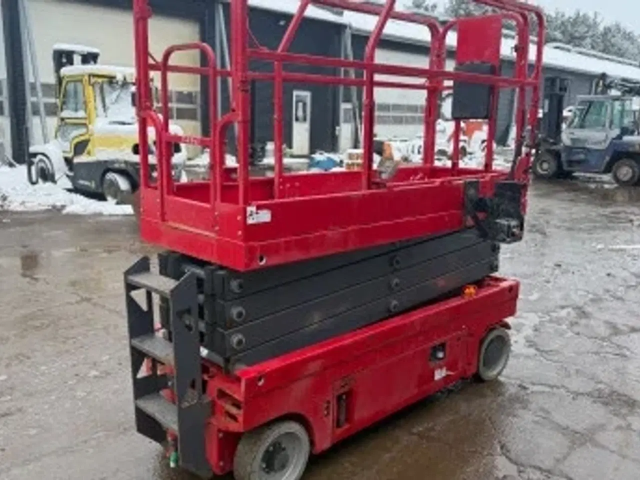 Billede 3 - Smal 10m saxlift