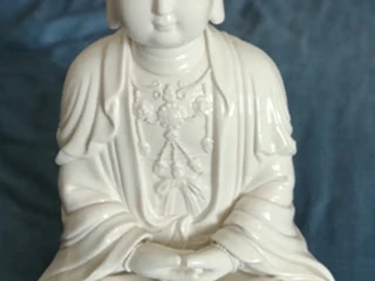 Billede 1 - Buddha figur i hvid porcelæn