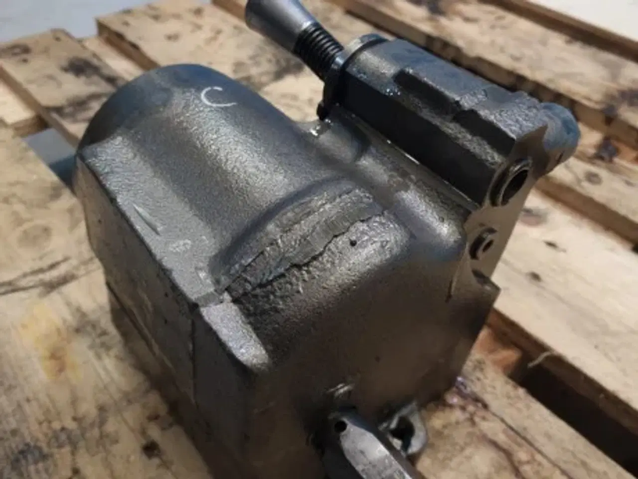 Billede 4 - Ford 6640 Sæt Cylinder Valve 73401672