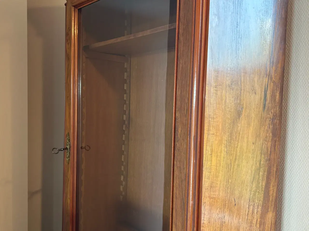 Billede 3 - Antikt vitrineskab 