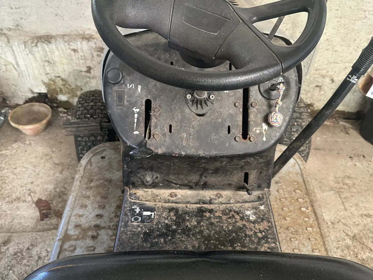 Billede 8 - Flymo FL12597 Havetraktor
