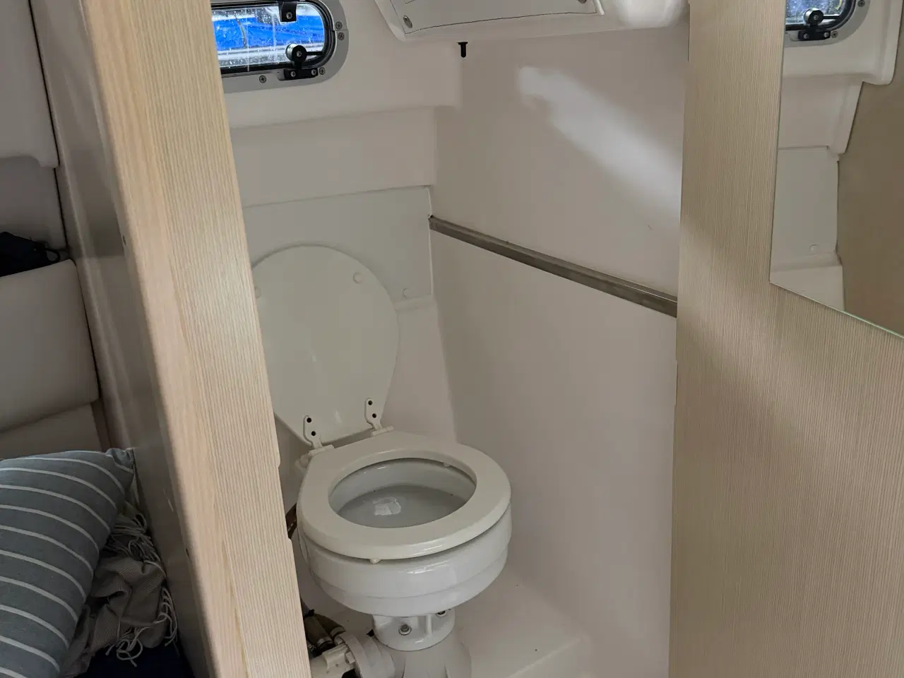 Billede 10 - Dejlig båd med plads til familien 