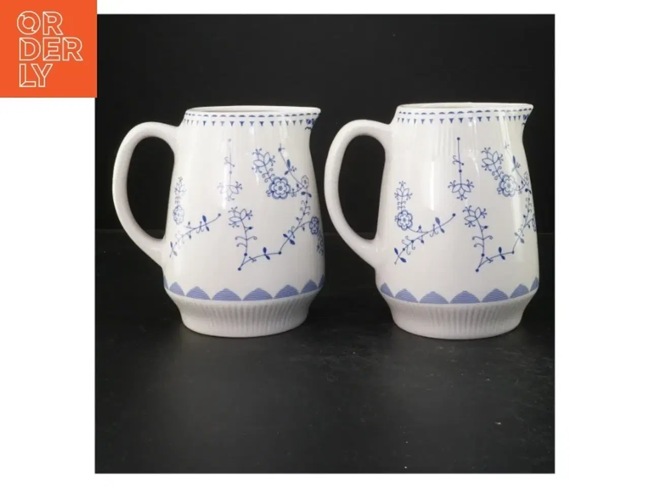 Billede 1 - To kander ca 1 L  (str. 17,5 cm)
