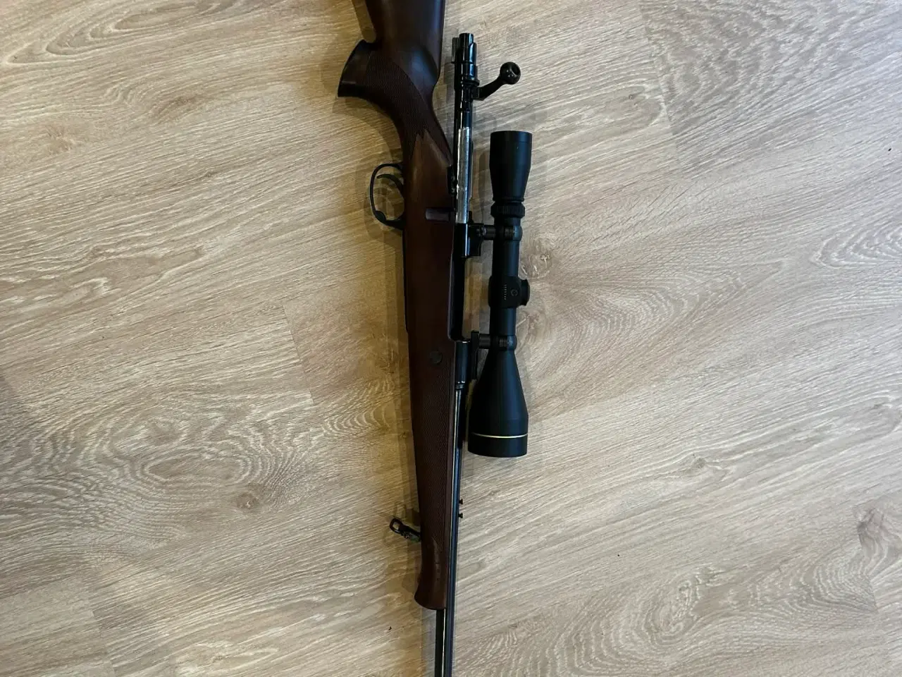 Billede 6 - Nyjæger pakke - Rifler, haglgeværer og våbenskab