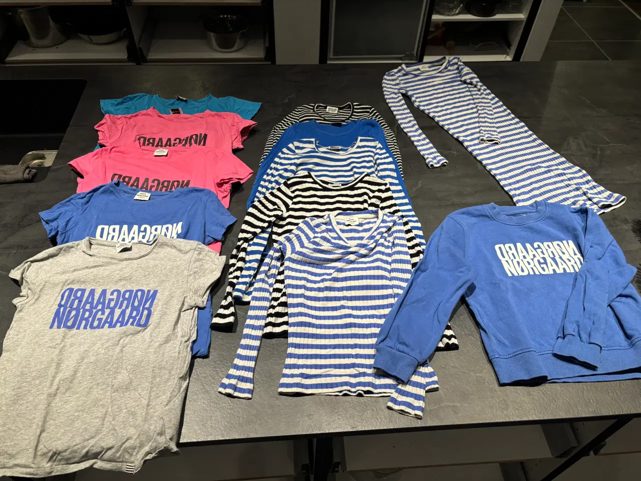 Billede 1 - Mads Nørgaard tøjpakke str 8