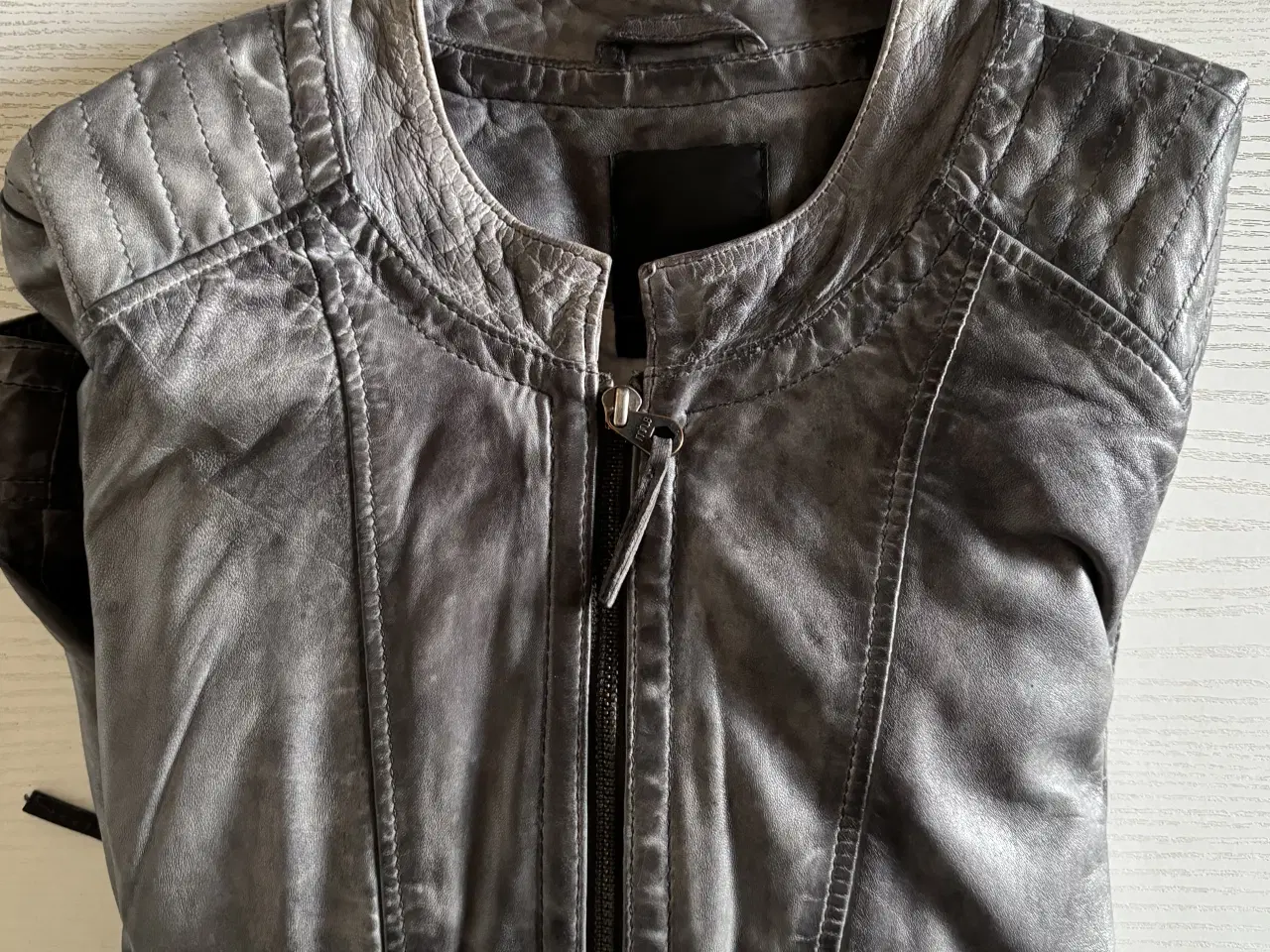 Billede 3 - Læderjakke MINUS str. 40