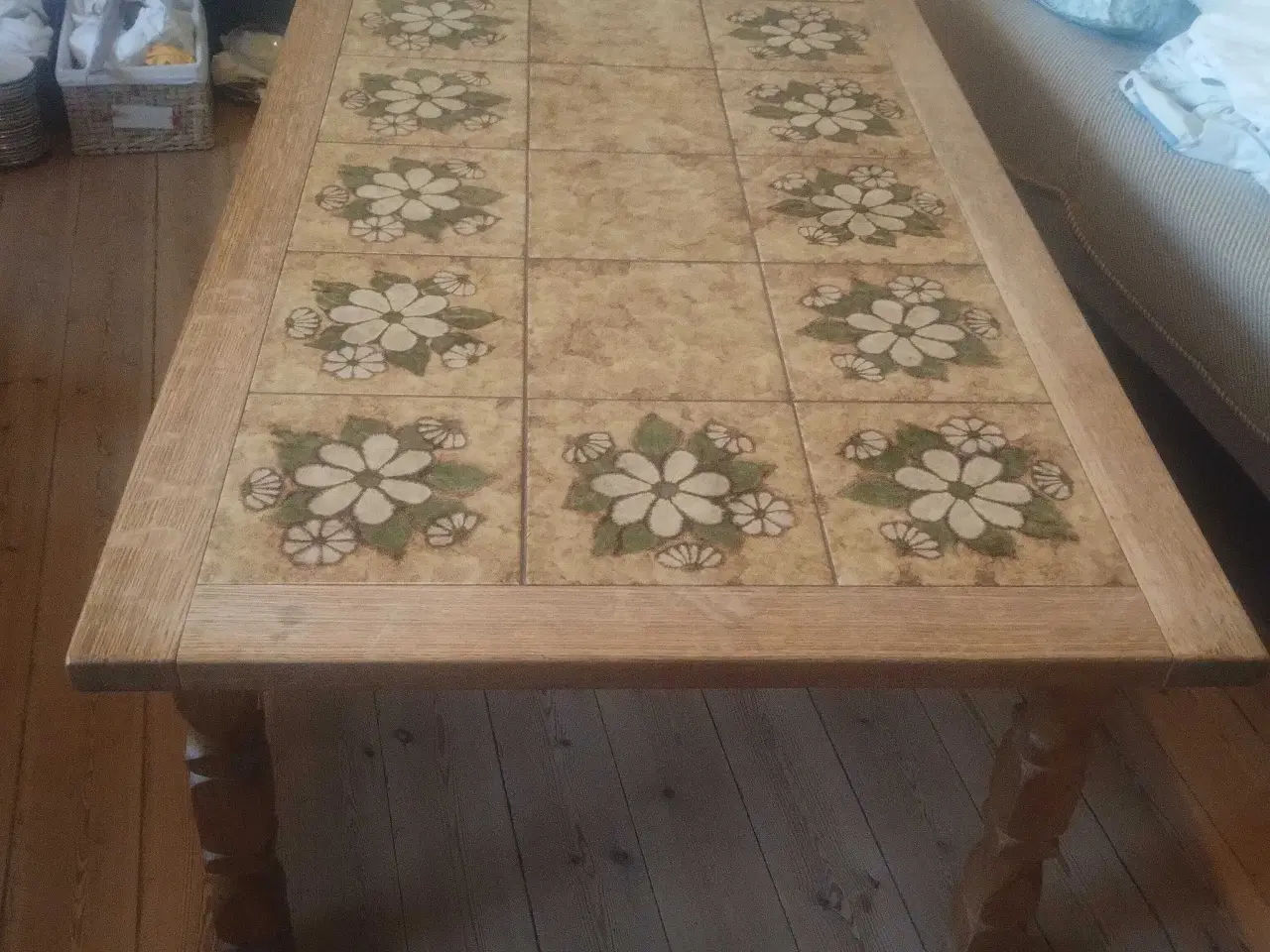 Billede 1 - Sofabord med kakler