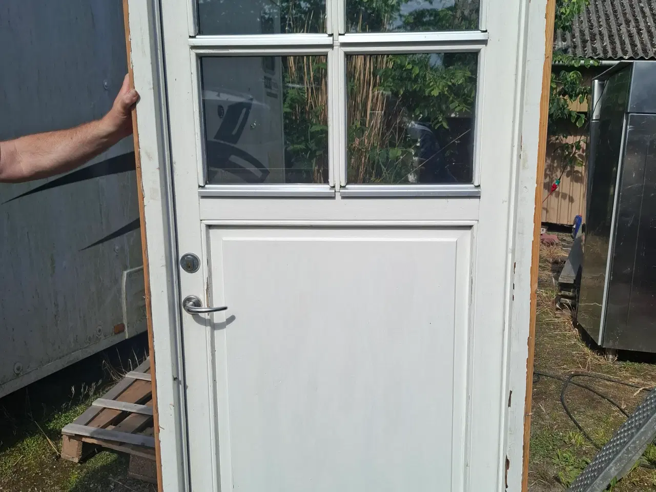 Billede 1 - Pænt hvid ydredør 