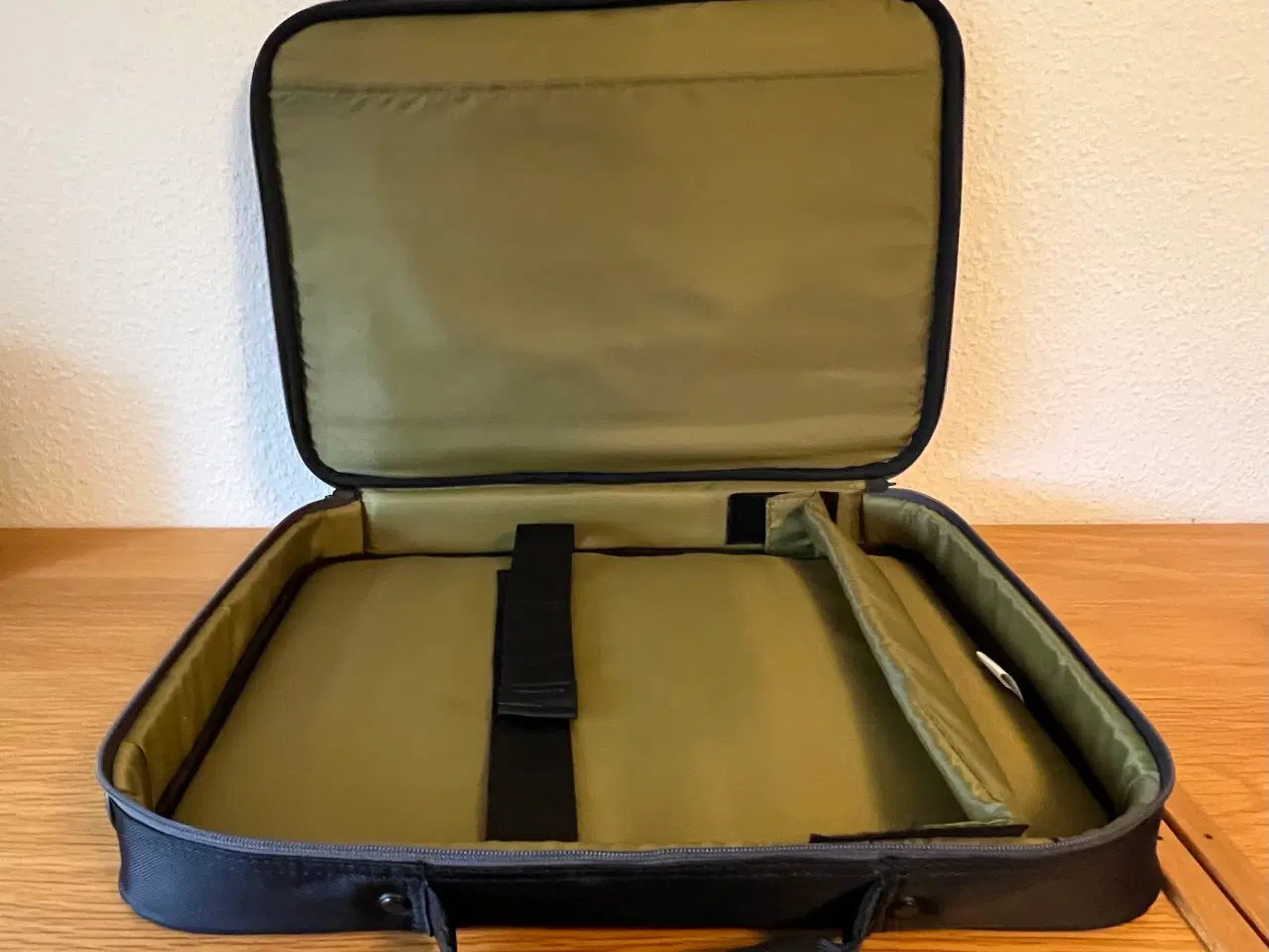 Billede 5 - COMPUTERTASKE MÆRKE TARGUS