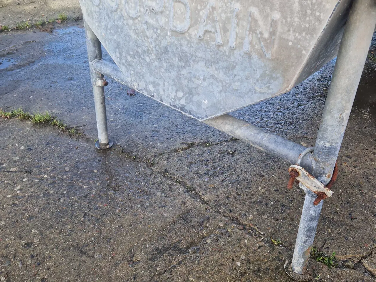 Billede 3 - Stort fodertrug