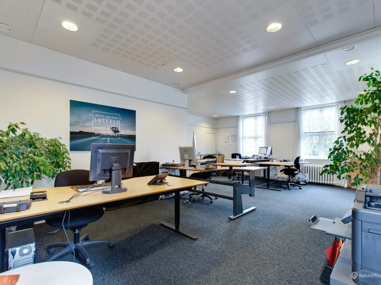 Billede 1 - Lyst og rummeligt 90 m² kontor/klinik på MERCUR – fleksibelt lokale med flot lysindfald og eksklusive rammer.