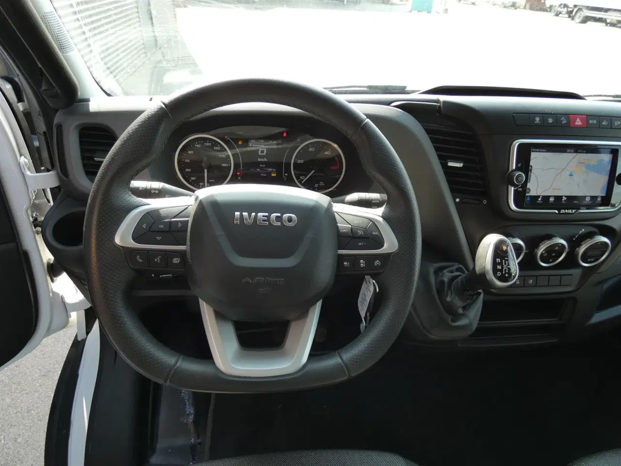 Billede 10 - Iveco Daily 35S18 12m3 3,0 D Forza+ A8 V 176HK Van 8g Aut.