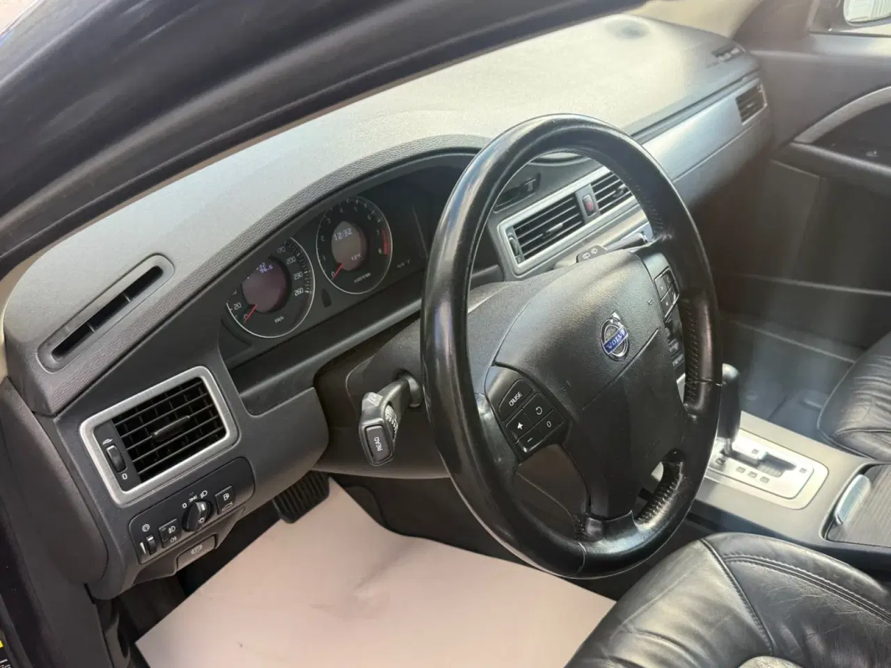Billede 11 - Volvo V70 2,5 T Momentum aut.