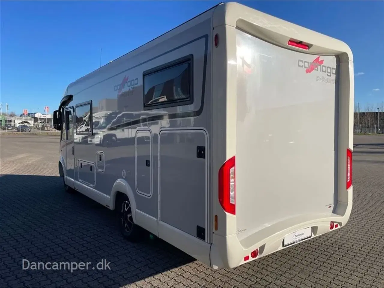 Billede 2 - 2018 - Carthago tourer I 143 LE Helintegreret luksuscamper, Enkeltsenge og sænkeseng, 150Hk Aut. Sælges for kunde.