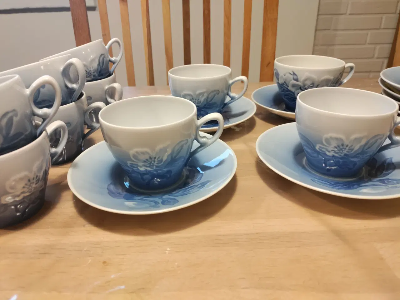 Billede 2 - Julerosen, Bing og Grøndahl, kaffekopper 