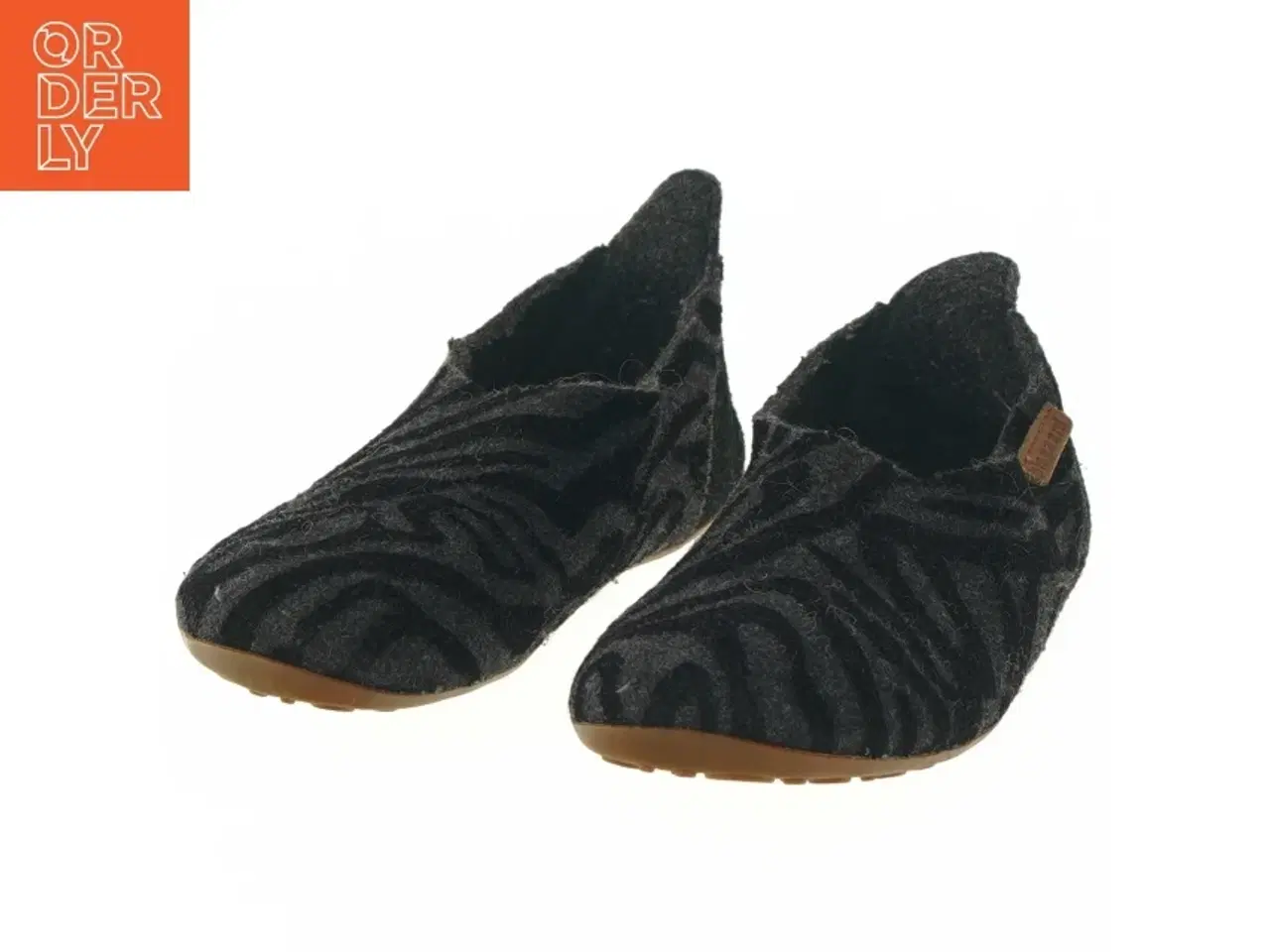 Billede 3 - Sutsko med zebra mønster str. 31 fra bisgaard (str. 31 )