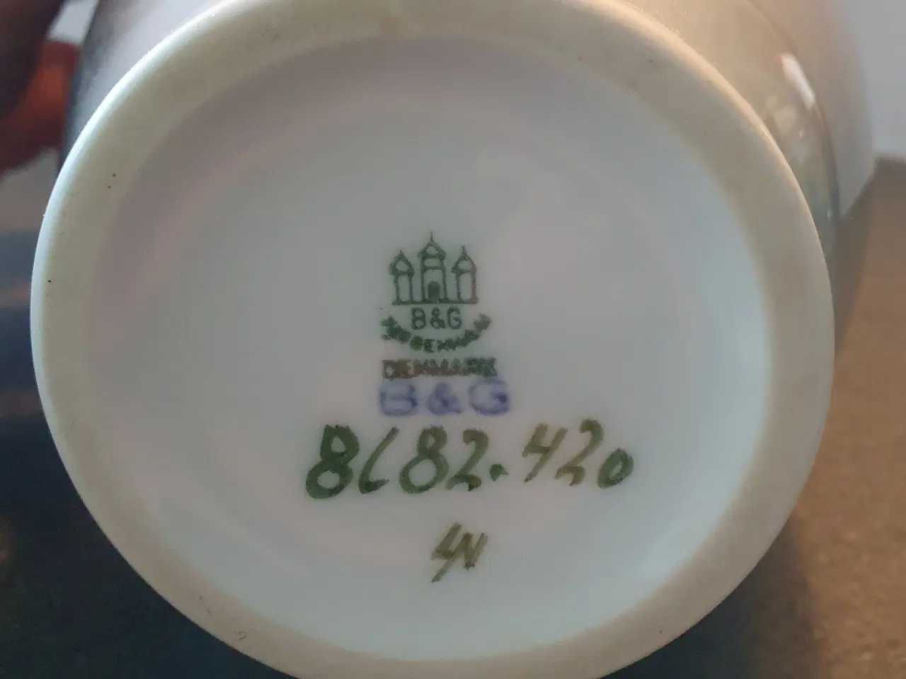 Billede 2 - Vase og askebægre. Bing & Grøndahl.