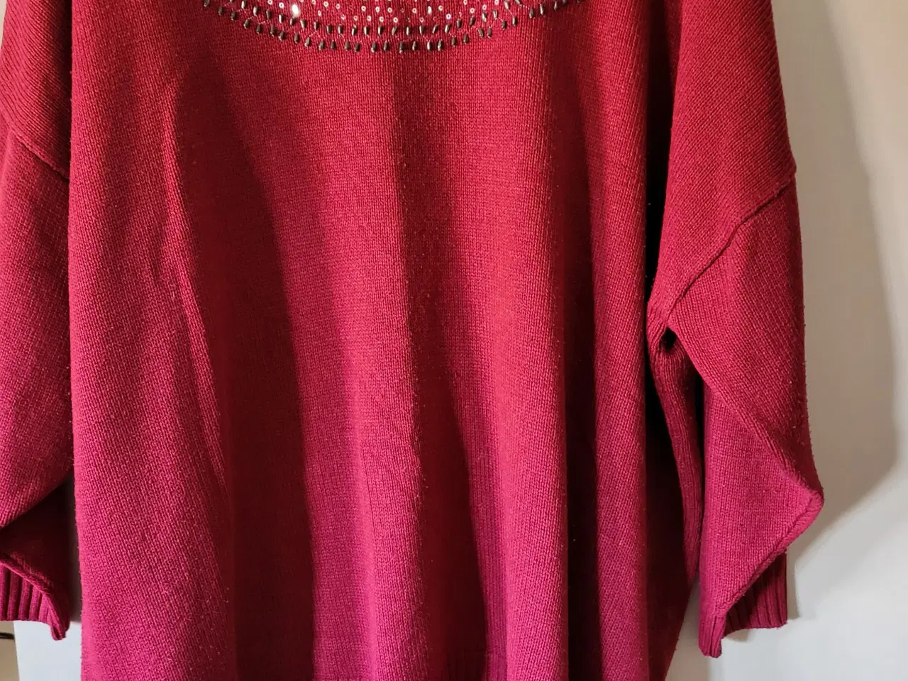 Billede 1 - Rød strikket bluse 