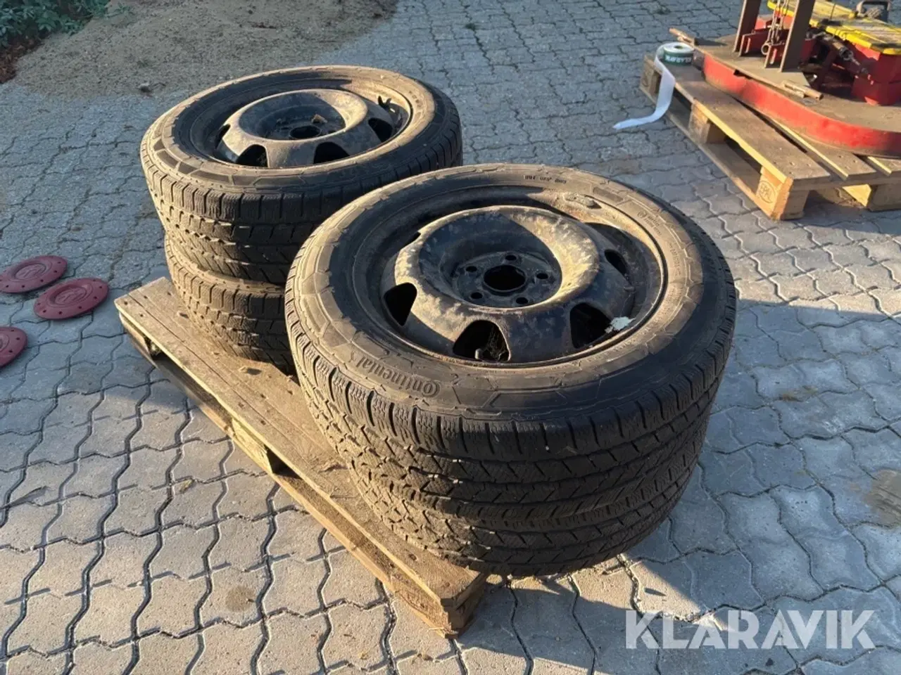 Billede 2 - Dæk med fælge Volkswagen T5/T6