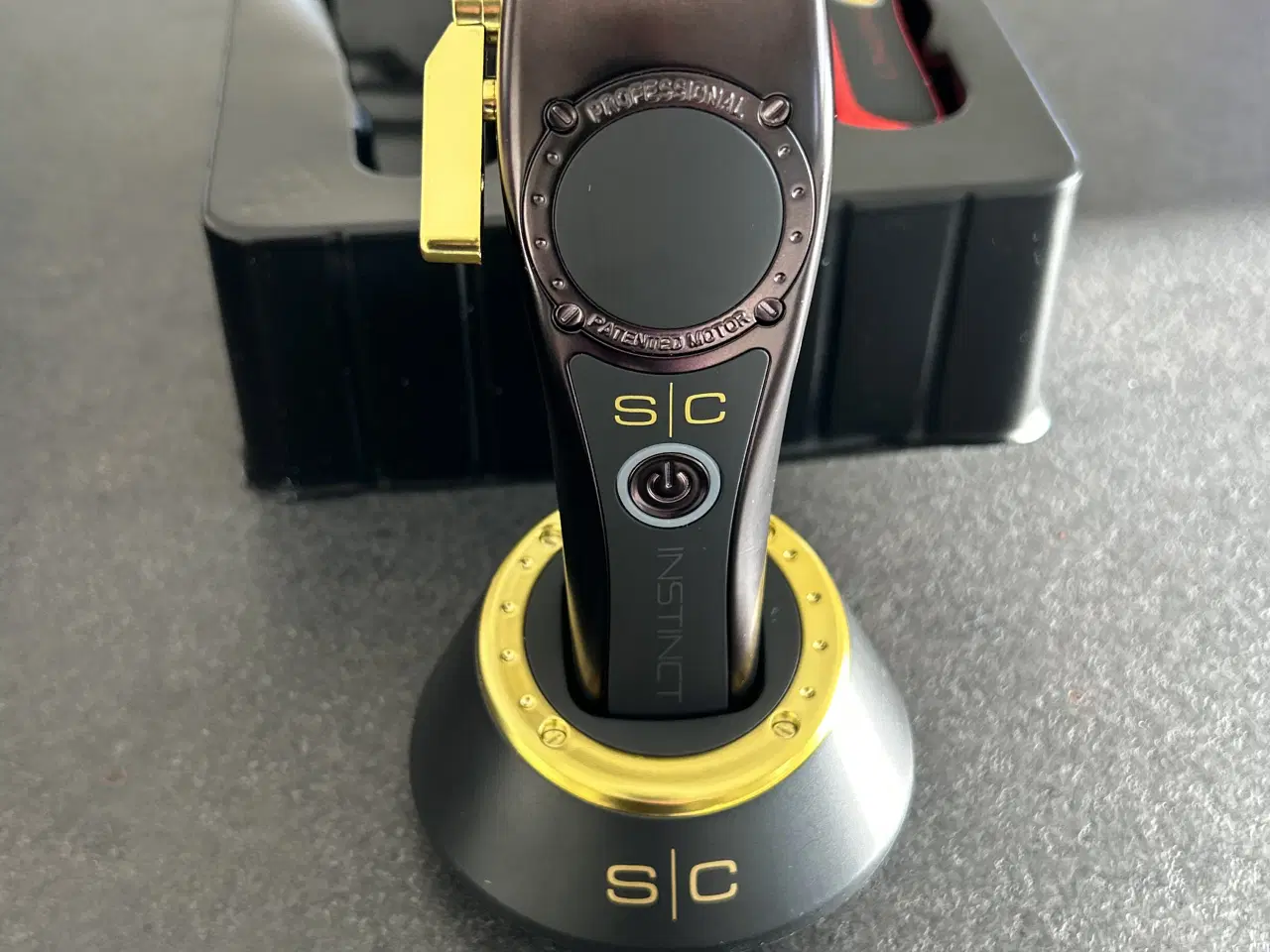 Billede 1 - Hårtrimmer kun brugt 1 gang nypris 1899kr