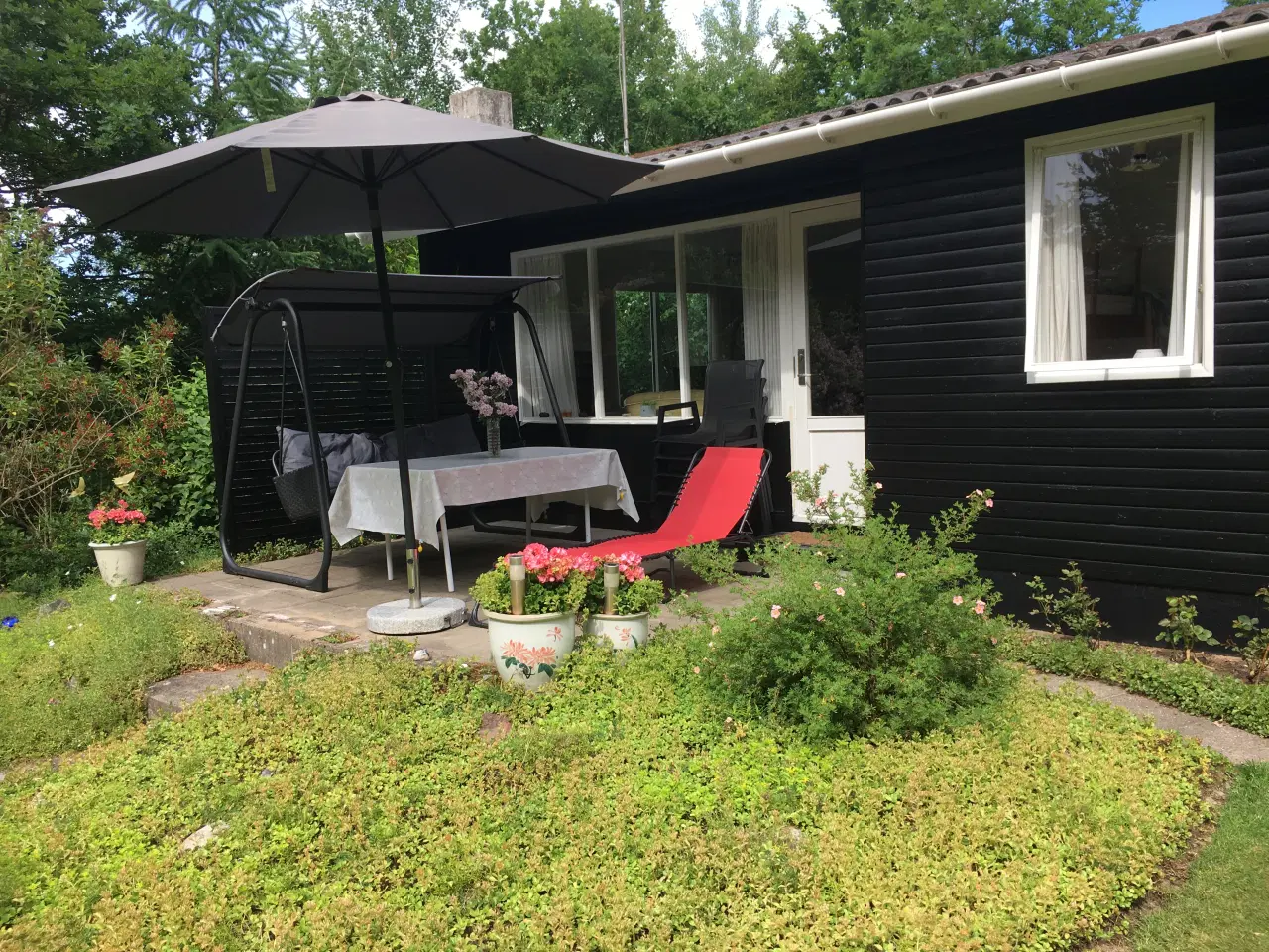 Billede 1 - Sommerhus til leje Fjellerup Strand
