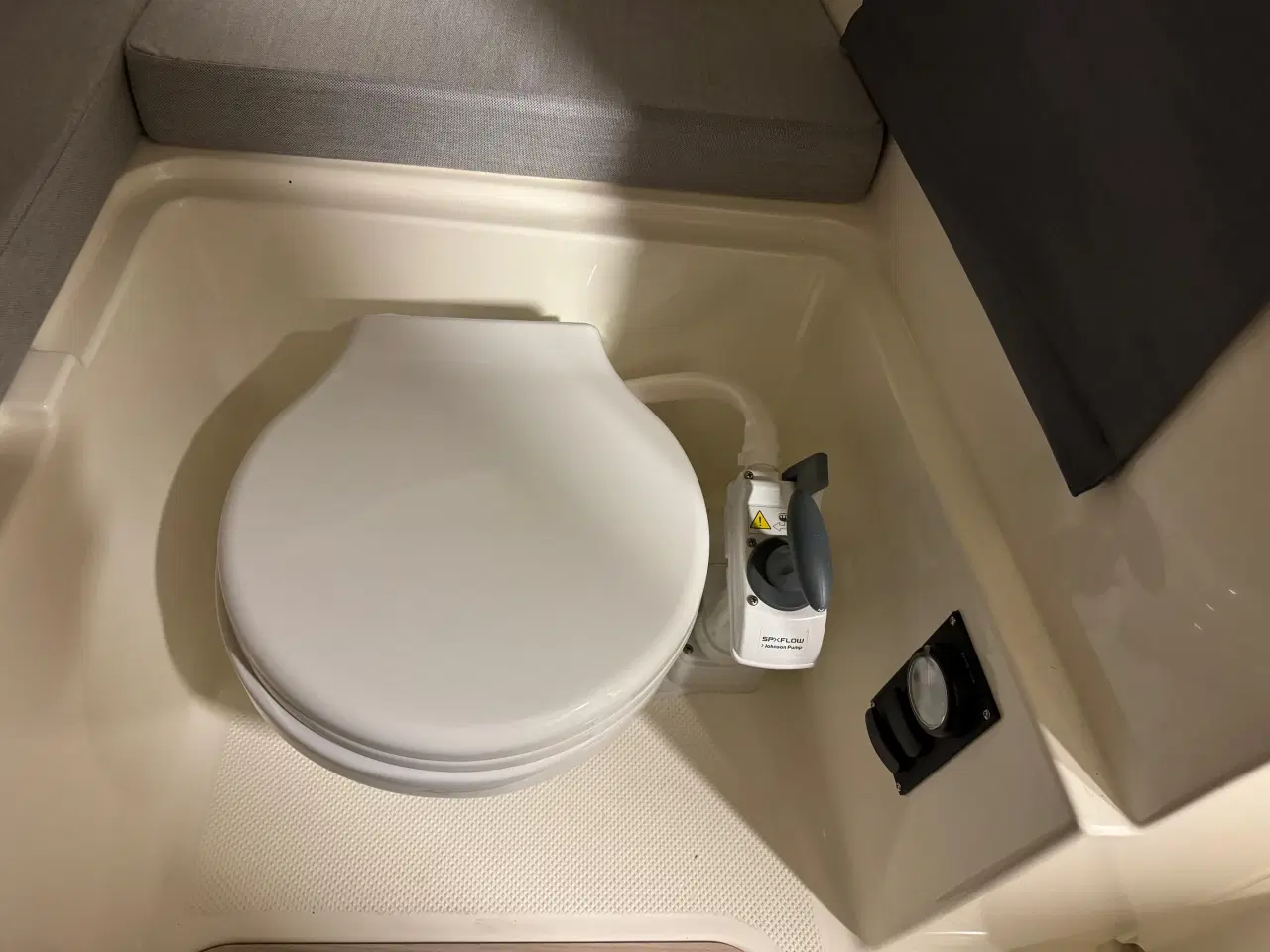 Billede 11 - Captur 705 Pilothouse med 225 hk Mercury-EFI DS 3,4L V6 XL - alt i udstyr.