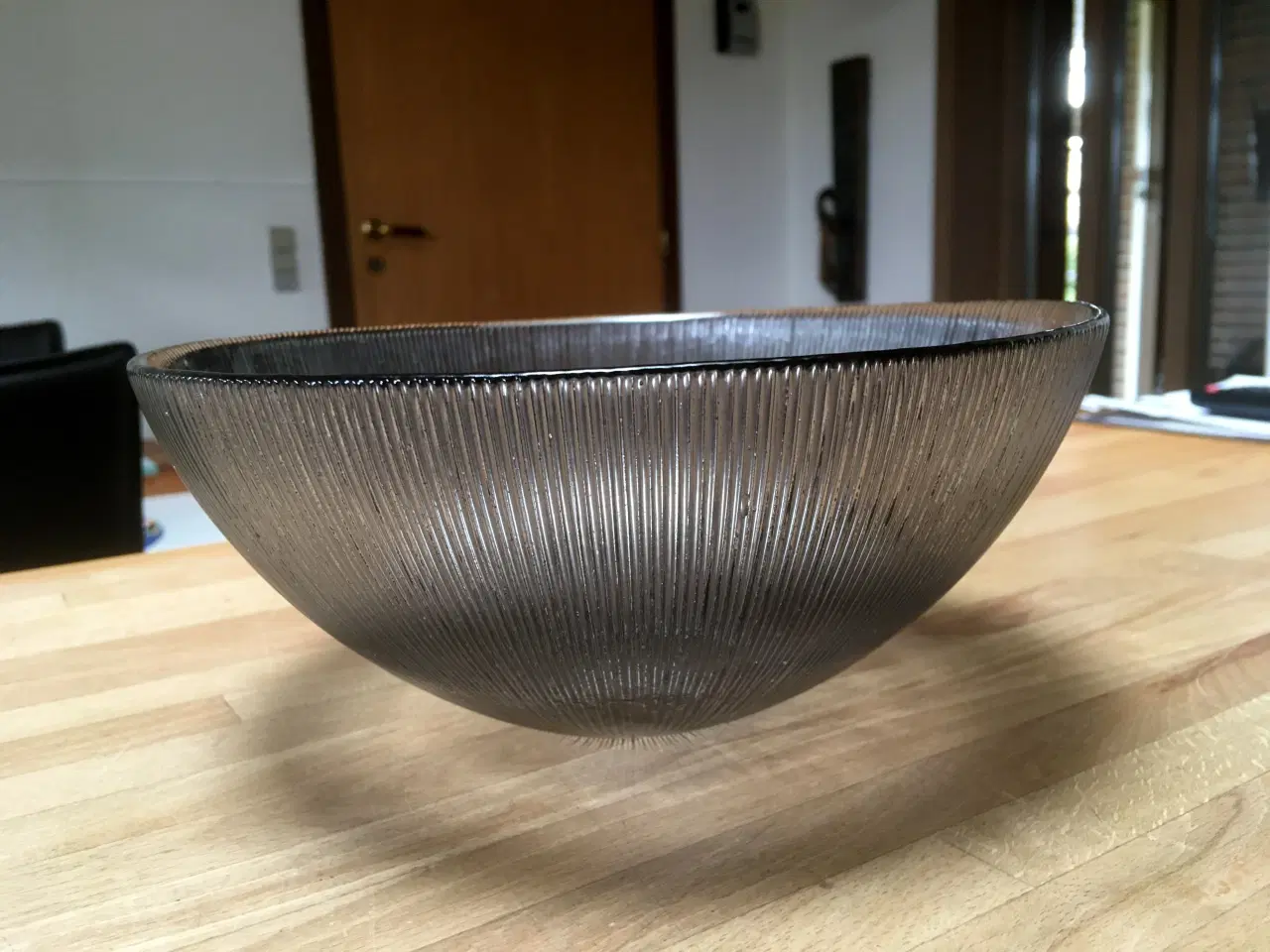 Billede 4 - Glasskåle, farvede i presset glas