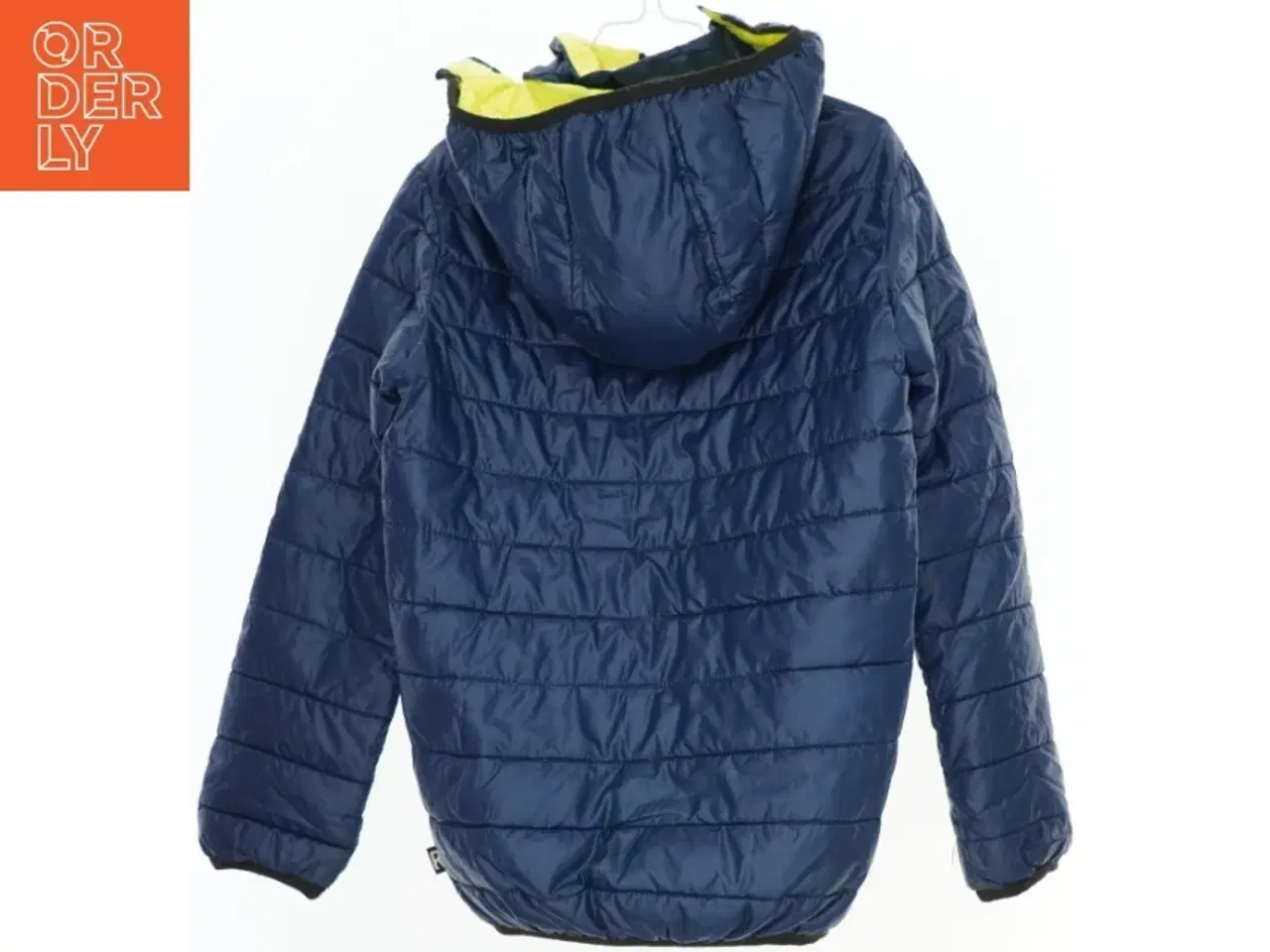 Billede 2 - Letvægtsjakke med hætte fra Rebus (str. 134)