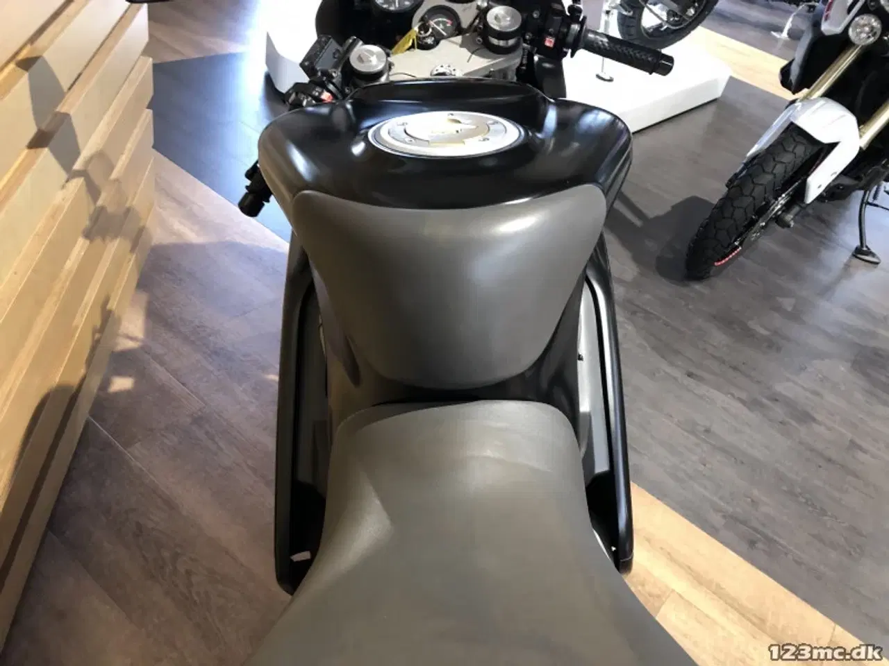 Billede 4 - Ducati 750 Sport