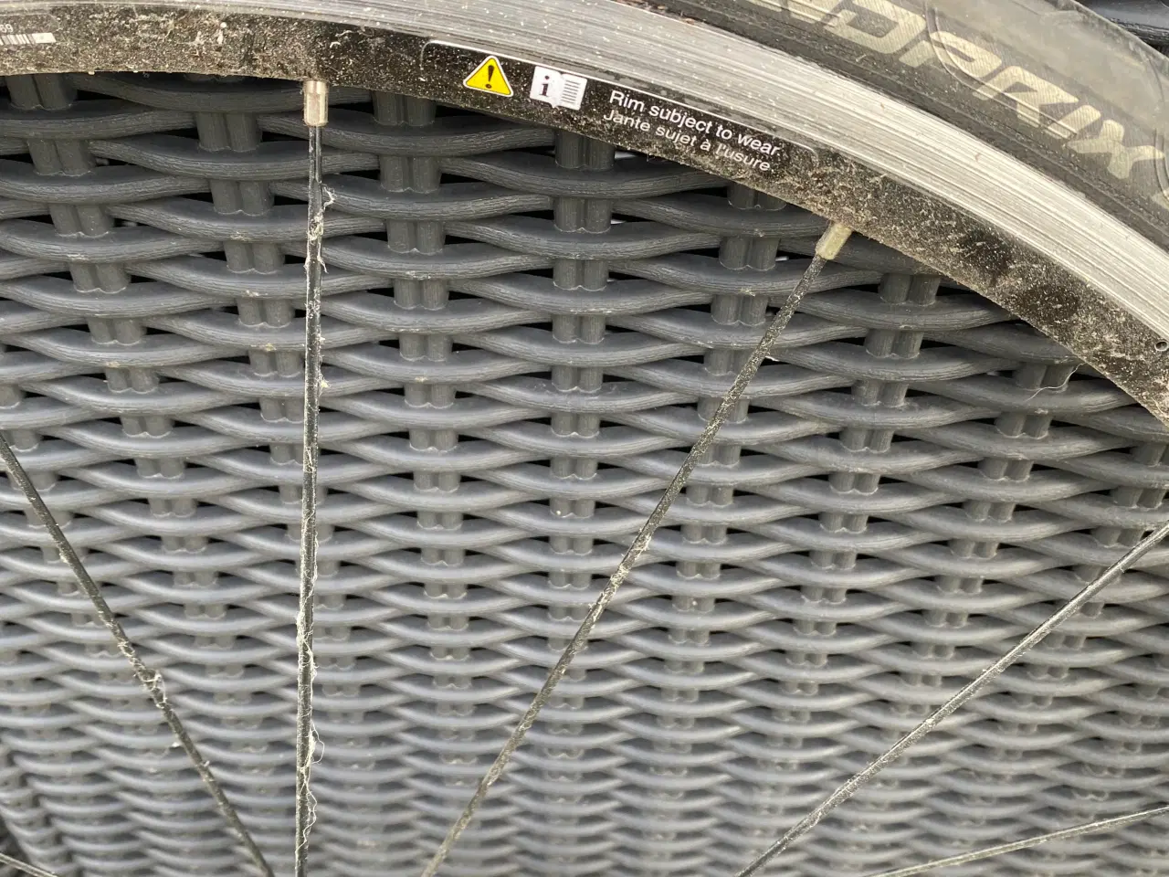 Billede 2 - 28” med 700 x 23 conti dæk