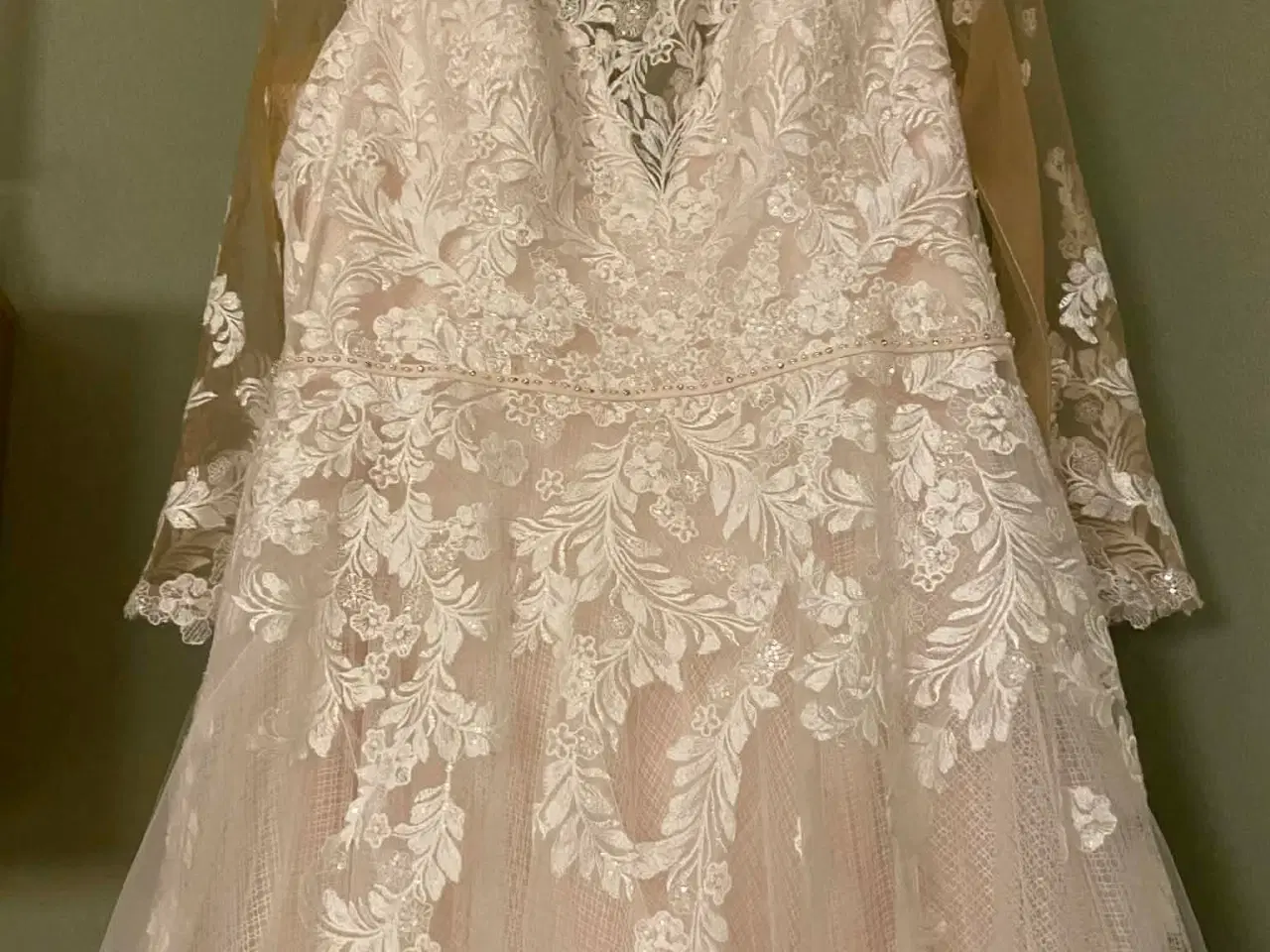 Billede 6 - Brudekjole ubrugt 