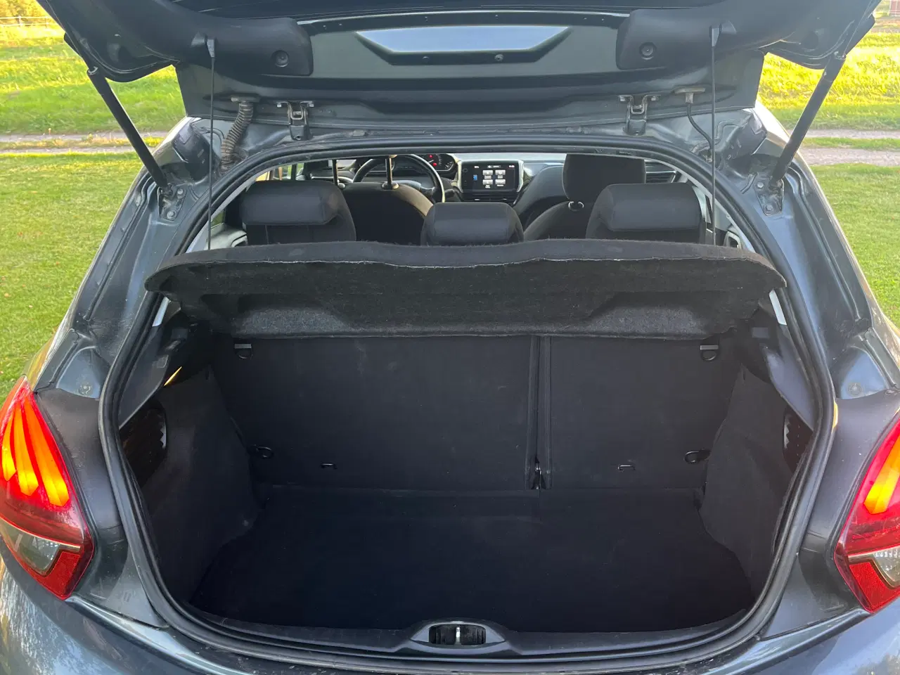 Billede 8 - Peugeot 208 1.6 blueHDI 100 hk 5 D