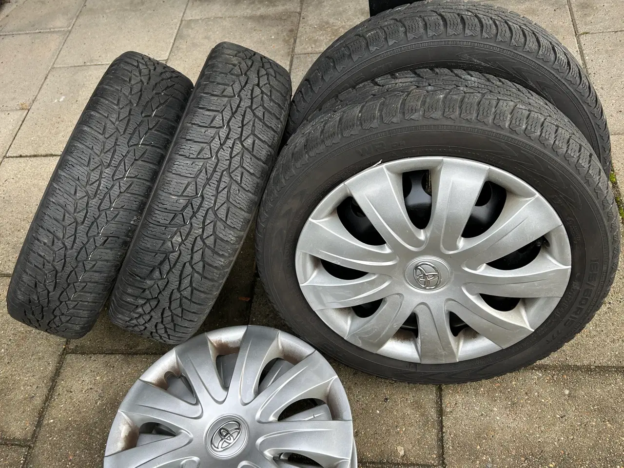 Billede 1 - Vinterdæk-Fælge Toyota Aygo-C1-108