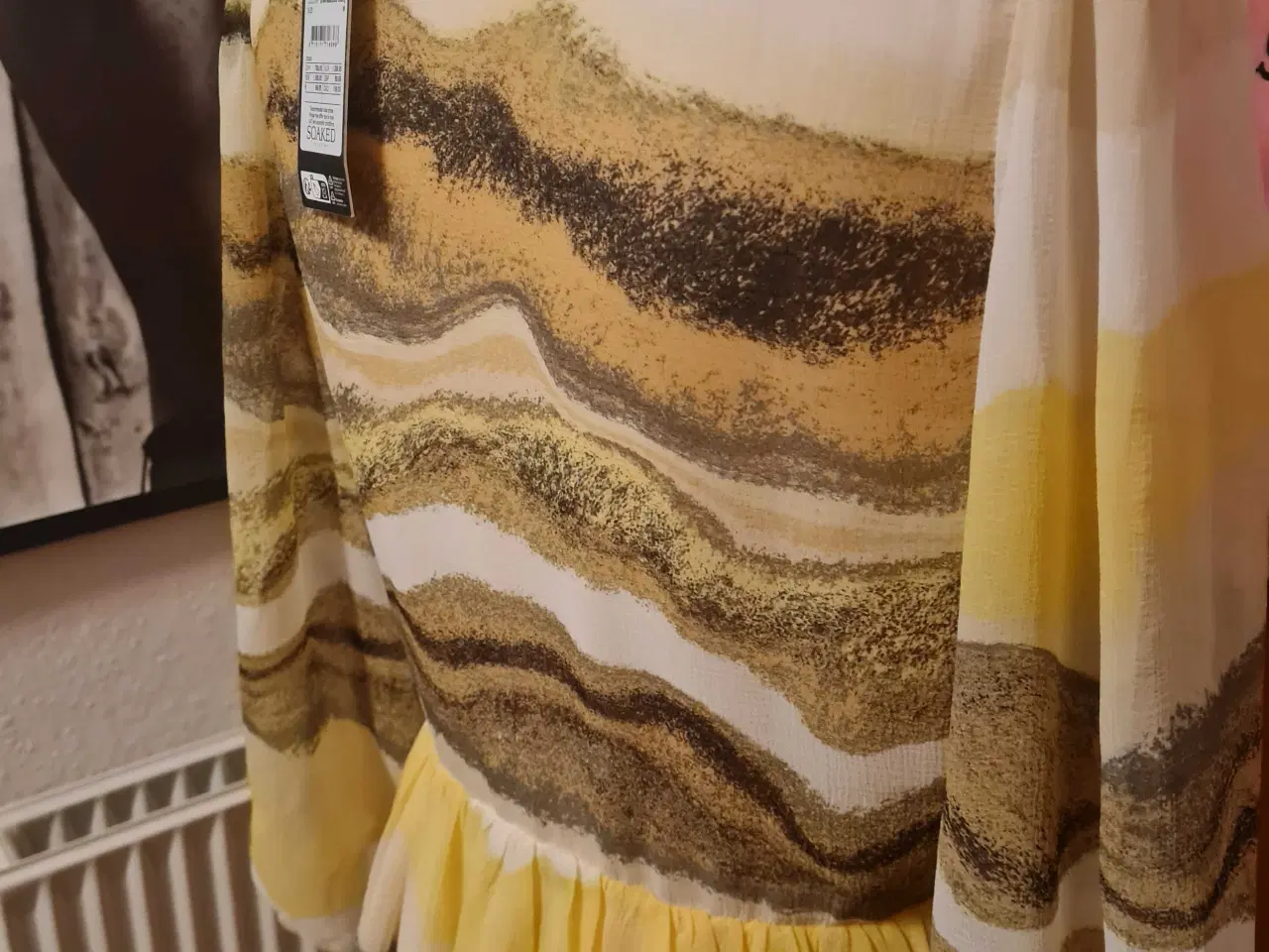 Billede 6 - ny kjole str M 38 fra Soaked In Luxery