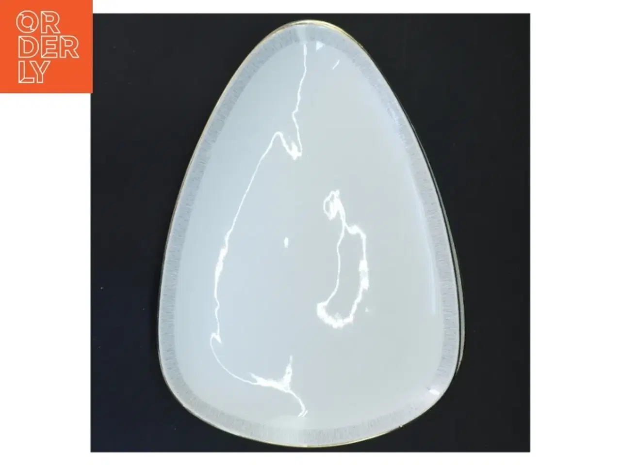 Billede 4 - Ovale porcelæn tallerkener fra Bavaria (str. 28x20 cm)