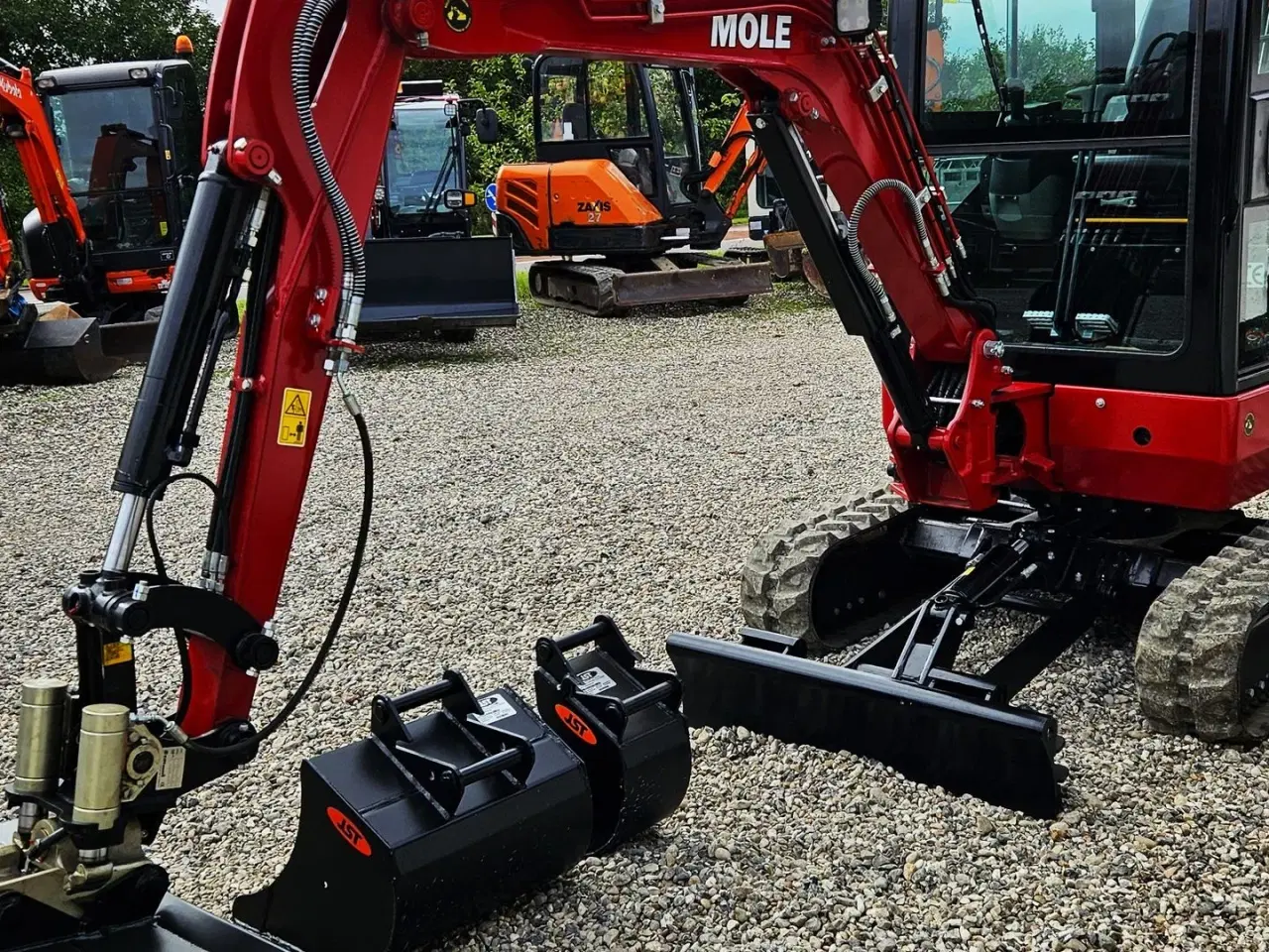 Billede 3 - MOLE M20 / fabriksny / Yanmar motor / skovlsæt