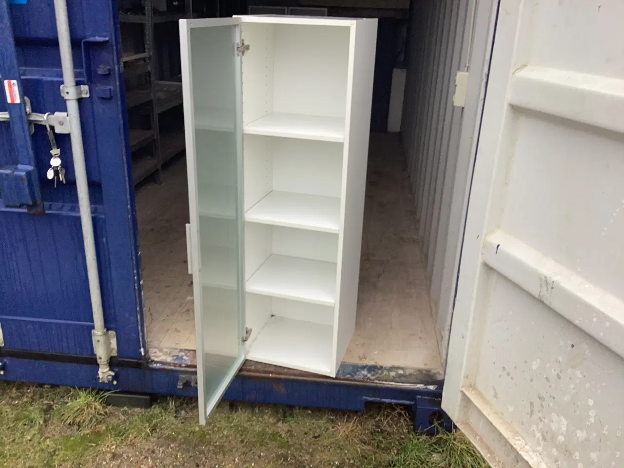 Billede 3 - Badeværelseskab