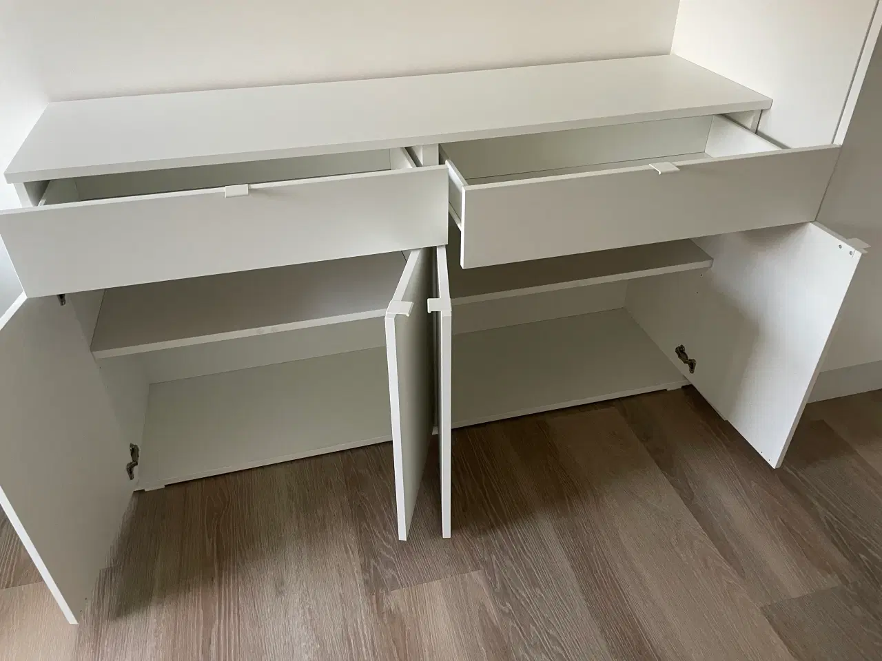 Billede 3 - Lille skab