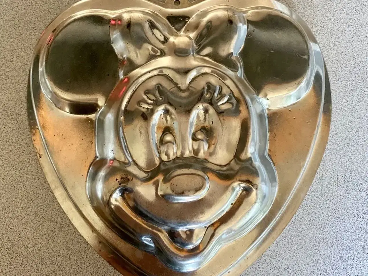 Billede 1 - Mickey Mouse bageform til salg