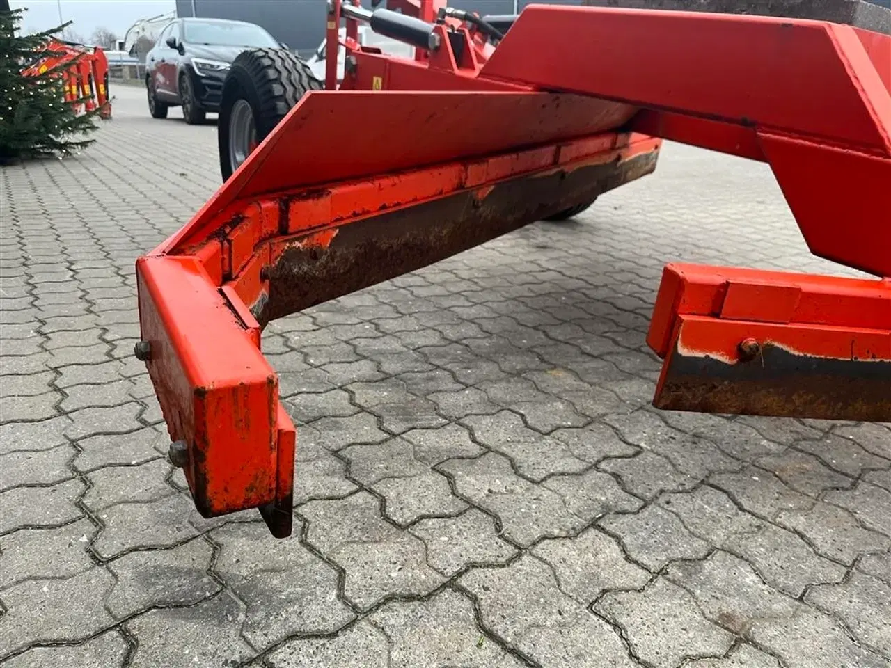 Billede 13 - - - - Kraftig vejhøvl til traktor