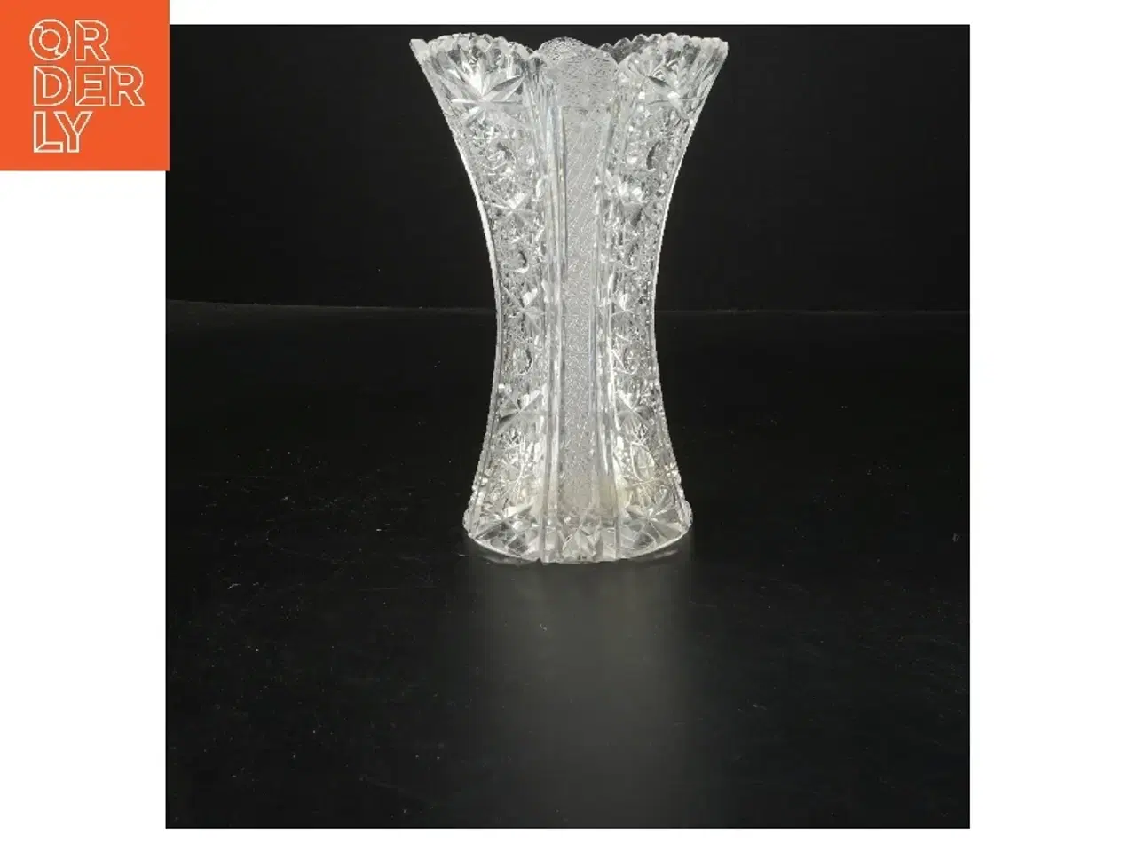 Billede 1 - Glasvase med mønster (str. 12x18 cm)