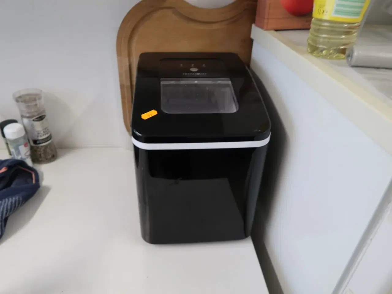 Billede 1 - Isterningemaskine KØKKENCHEF, div. Køkkenservice, mikrobølgeovne m.m.